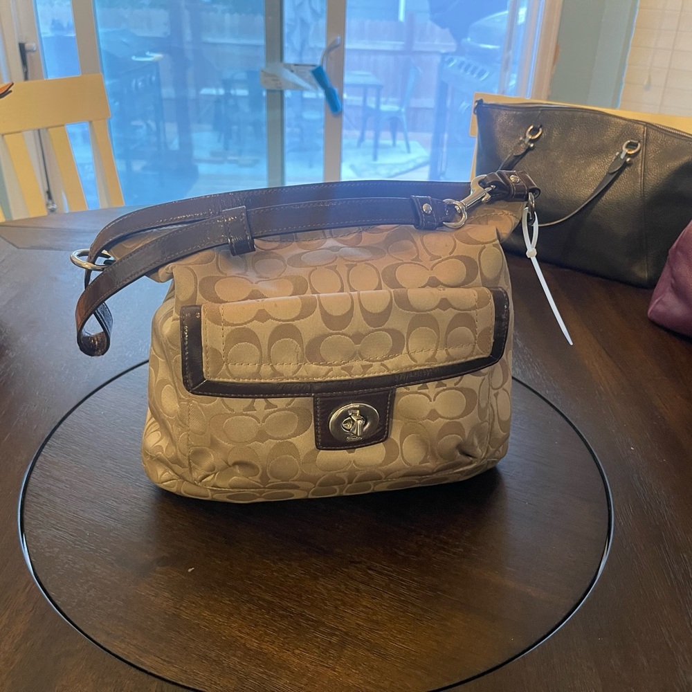 Coach purse like new. All priced to sell. Clearing out my closet.